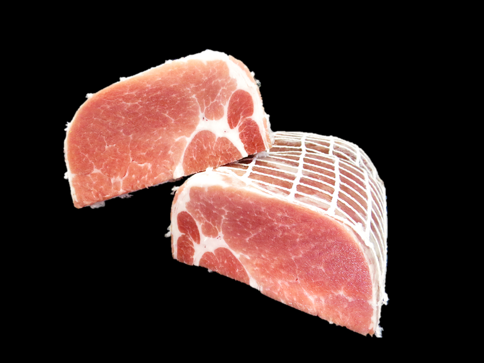 〔冷凍〕アイルランド産 豚肩ロース(ネット巻き)