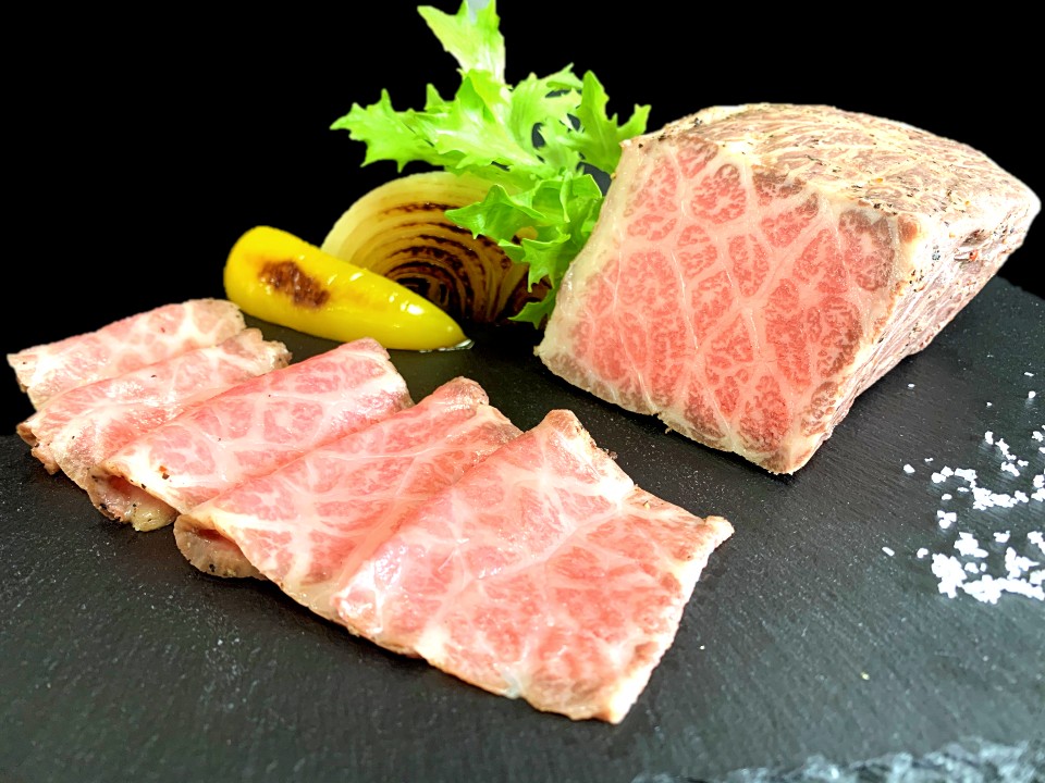 黒毛和牛 とろけるローストビーフ〔1パック＝約300g～400g〕